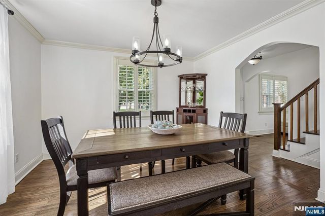122 Johnson Avenue, Mahwah, NJ 07430