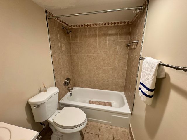 2731 Taft Street, Hollywood, FL 33020