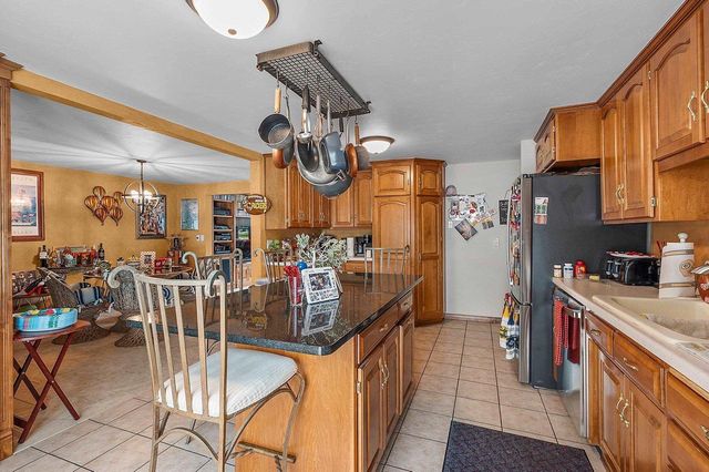 1938 STRAWBERRY LANE, Green Bay, WI 54304