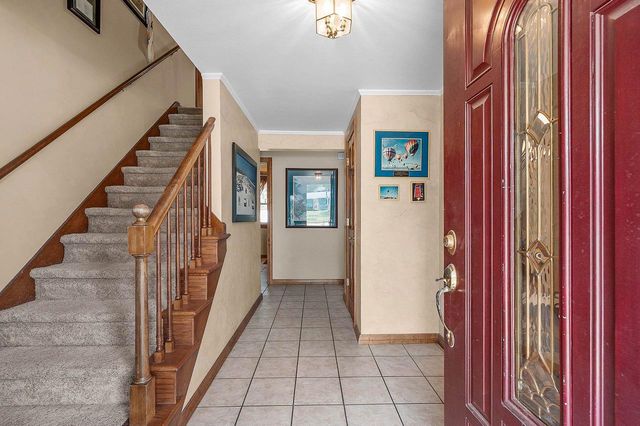 1938 STRAWBERRY LANE, Green Bay, WI 54304