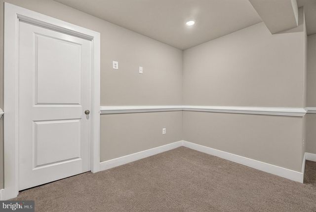 1206 LAWLER DR, Frederick, MD 21702