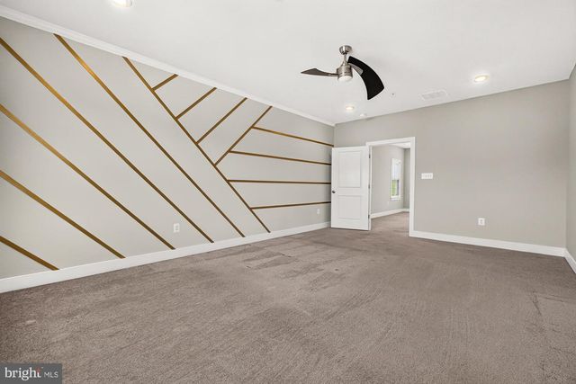 1206 LAWLER DR, Frederick, MD 21702