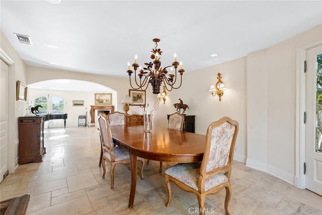 5747 HOBACK GLEN Road, Hidden Hills, CA 91302