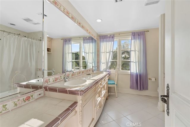 5747 HOBACK GLEN Road, Hidden Hills, CA 91302
