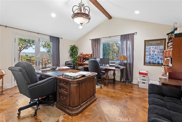 5747 HOBACK GLEN Road, Hidden Hills, CA 91302