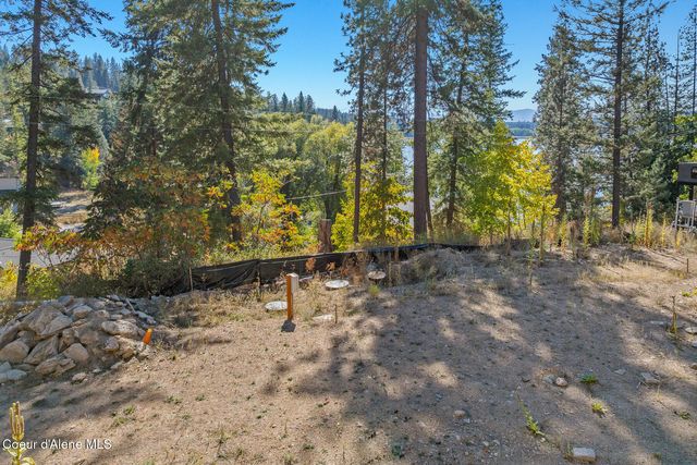 12076 N Wildwood Point Rd, Hauser, ID 83854