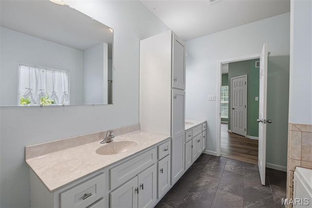 1170 Brickyard Road, Hillsboro, MO 63050