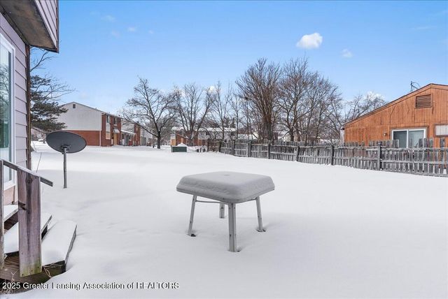 4400 Chadburne Drive, Lansing, MI 48911