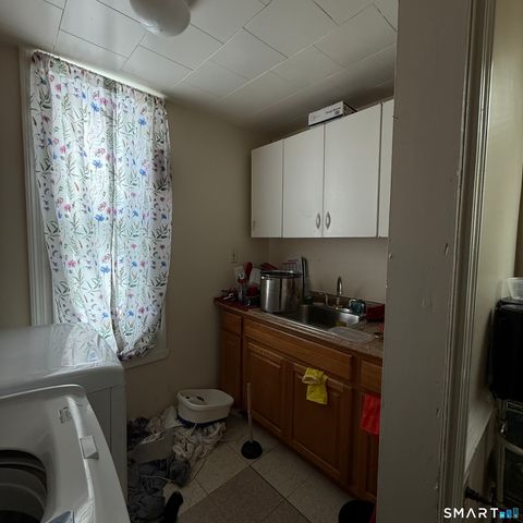 80 Henry Street, New Haven, CT 06511