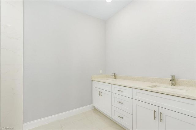 2045 NW 3rd ST, Cape Coral, FL 33993