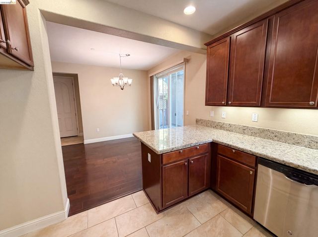 3087 Vittoria Loop, Dublin, CA 94568