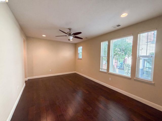 3087 Vittoria Loop, Dublin, CA 94568