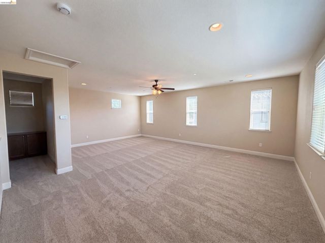3087 Vittoria Loop, Dublin, CA 94568