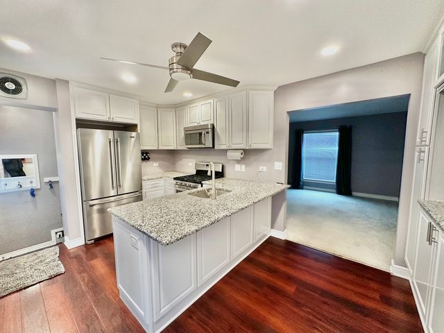 1636 Manchester Avenue, Westchester, IL 60154