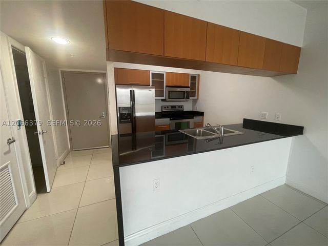 1750 N Bayshore Dr, Miami, FL 33132