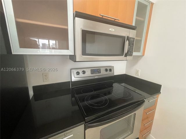 1750 N Bayshore Dr, Miami, FL 33132