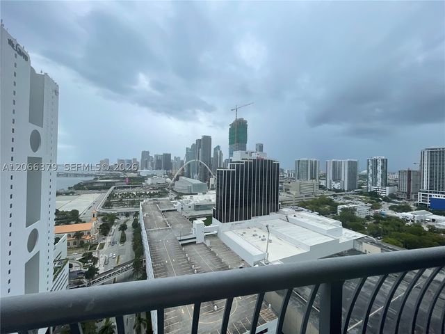 1750 N Bayshore Dr, Miami, FL 33132