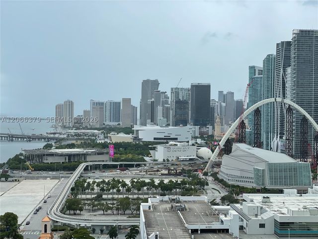 1750 N Bayshore Dr, Miami, FL 33132