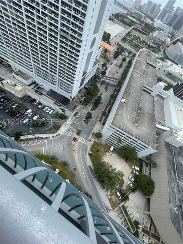 1750 N Bayshore Dr, Miami, FL 33132