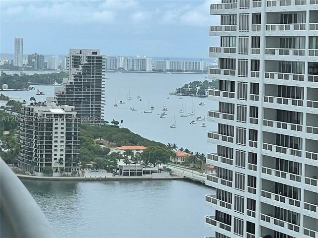 1750 N Bayshore Dr, Miami, FL 33132