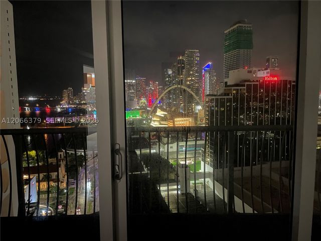 1750 N Bayshore Dr, Miami, FL 33132