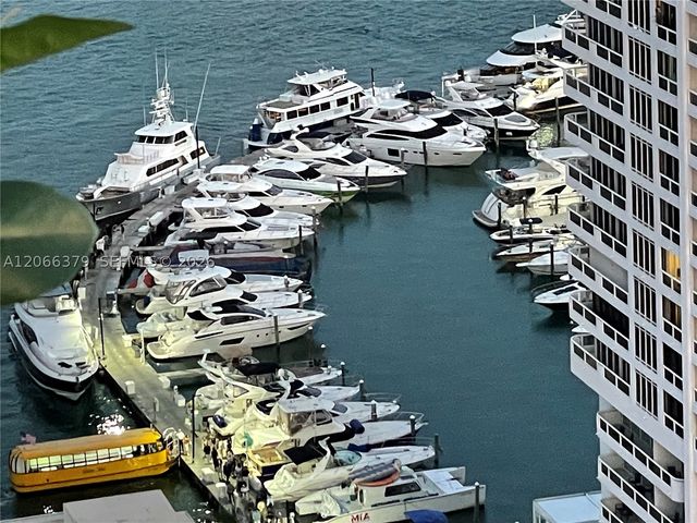 1750 N Bayshore Dr, Miami, FL 33132