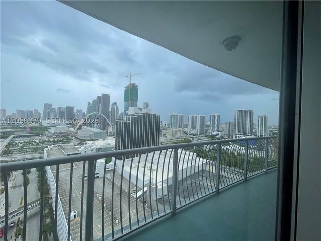 1750 N Bayshore Dr, Miami, FL 33132
