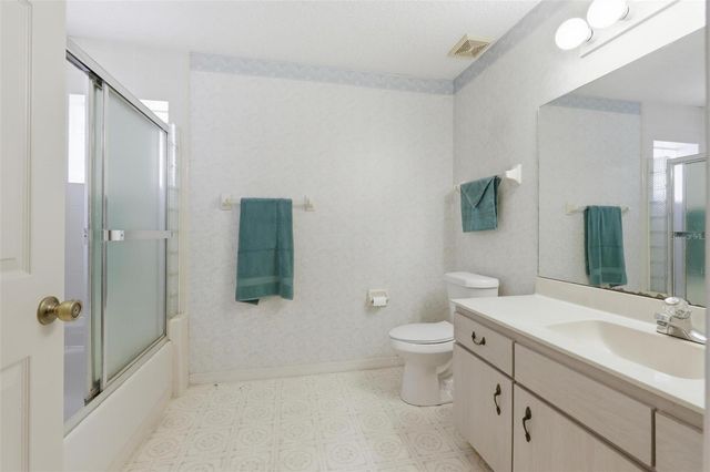 317 GLENBRIAR CIRCLE, Daytona Beach, FL 32114