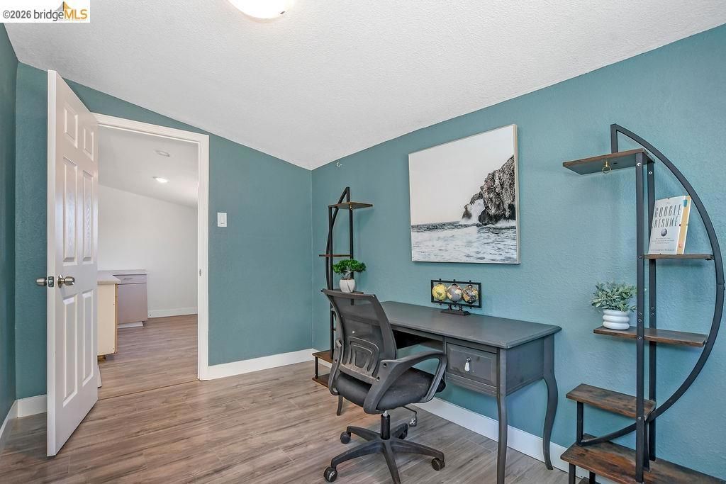 Image 14 of property listing at 180 Hill Ave, Oakley, CA 94561