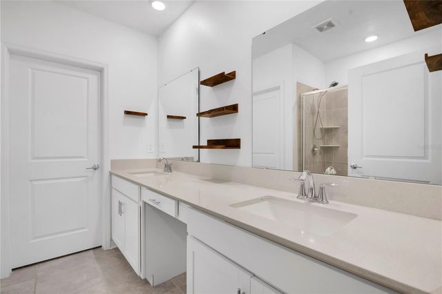 2707 RUNNERS CIRCLE, Clermont, FL 34714