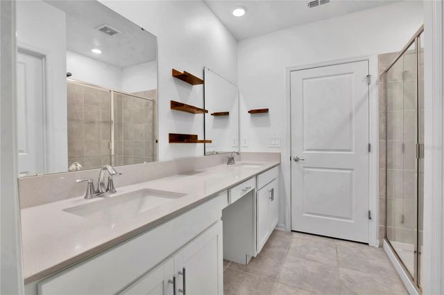 2707 RUNNERS CIRCLE, Clermont, FL 34714