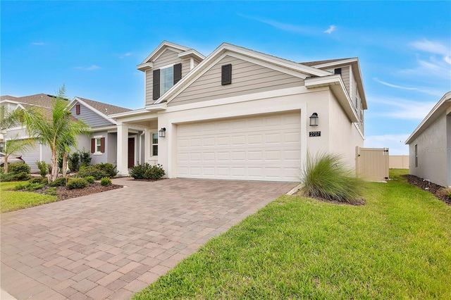 2707 RUNNERS CIRCLE, Clermont, FL 34714