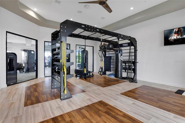 2707 RUNNERS CIRCLE, Clermont, FL 34714