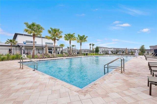 2707 RUNNERS CIRCLE, Clermont, FL 34714