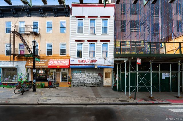 1040 Broadway, Brooklyn, NY 11221