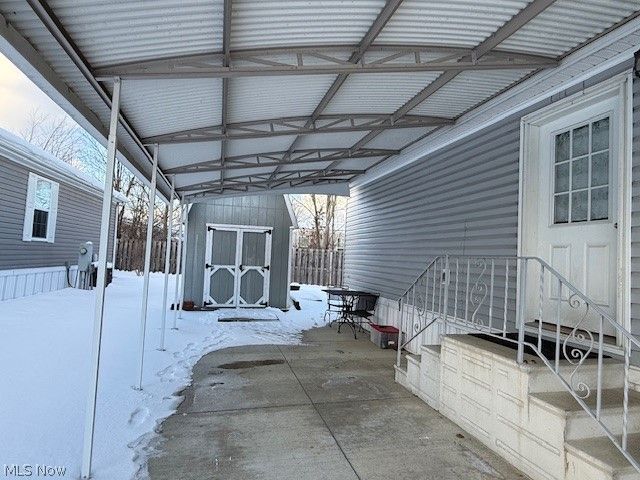 362 Pin Oak Circle, Elyria, OH 44035