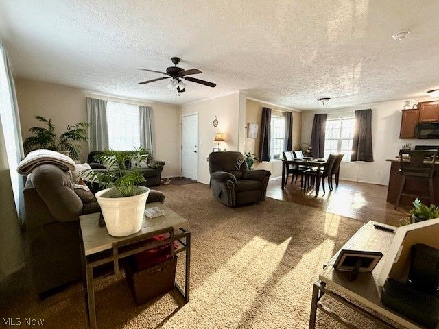 362 Pin Oak Circle, Elyria, OH 44035