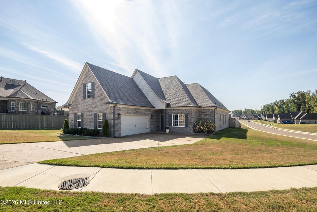 1060 Pettigrew Drive, Hernando, MS 38632 — photo 2