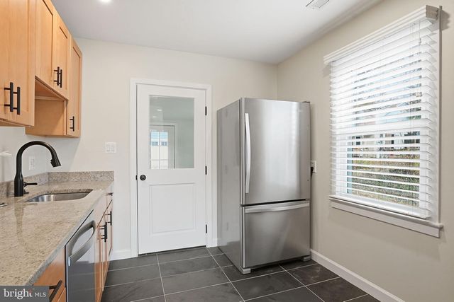 1306 ABBOTT RD, Rockville, MD 20851