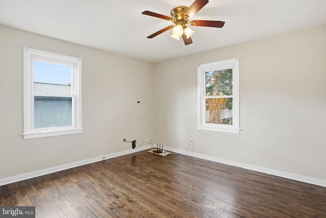 1306 ABBOTT RD, Rockville, MD 20851