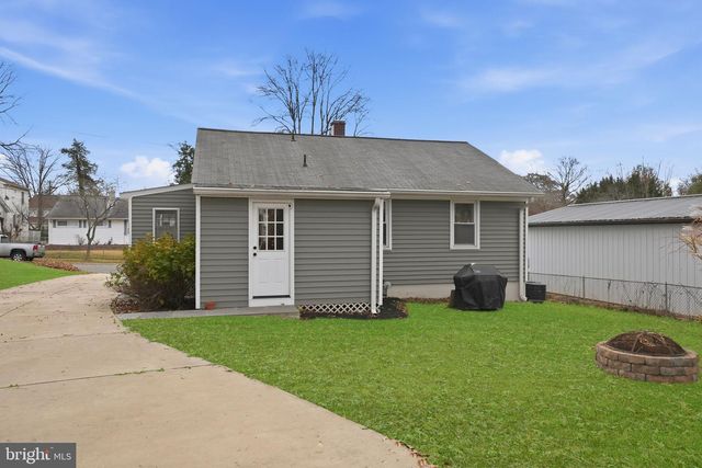 1306 ABBOTT RD, Rockville, MD 20851