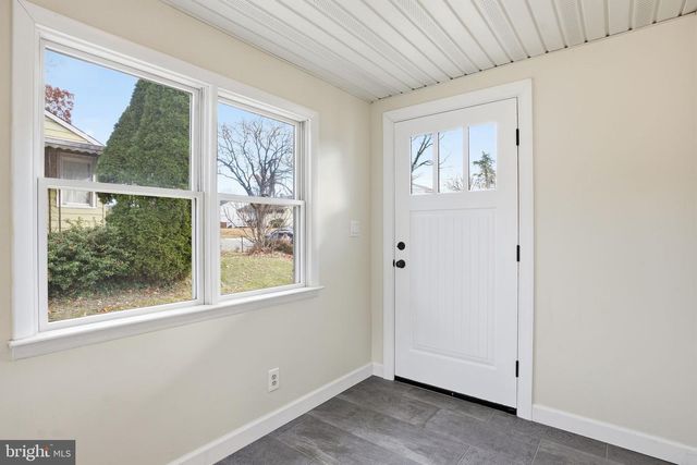 1306 ABBOTT RD, Rockville, MD 20851