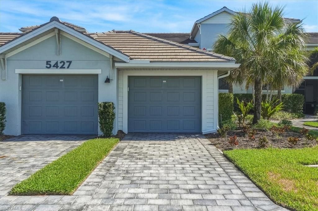 5427 Double Eagle CIR 2823, AVE MARIA, FL 34142 — exterior