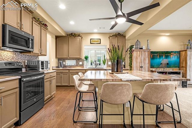 8484 Briar Brush Lane, Colorado Springs, CO 80927