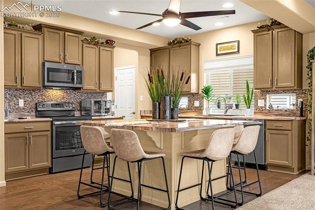 8484 Briar Brush Lane, Colorado Springs, CO 80927