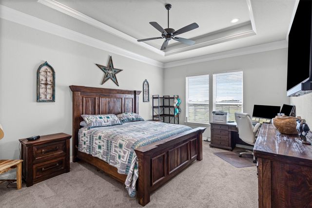 108 N Silver Saddle Trail, Weatherford, TX 76087