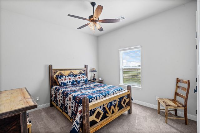 108 N Silver Saddle Trail, Weatherford, TX 76087