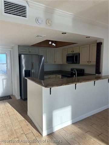 2131 Lakeview Drive 1106, Sebring, FL 33870