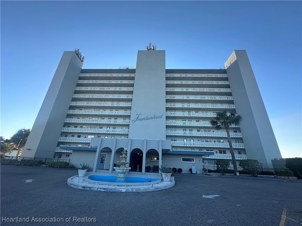 2131 Lakeview Drive 1106, Sebring, FL 33870