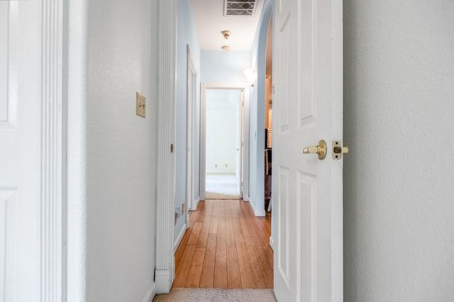 1134 N Rova Court, Visalia, CA 93291